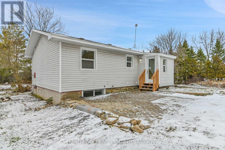 29120870/405-donoghue-road/north-grenville-twp-kemptville-south/north-grenville/ontario/K0G1S0_28