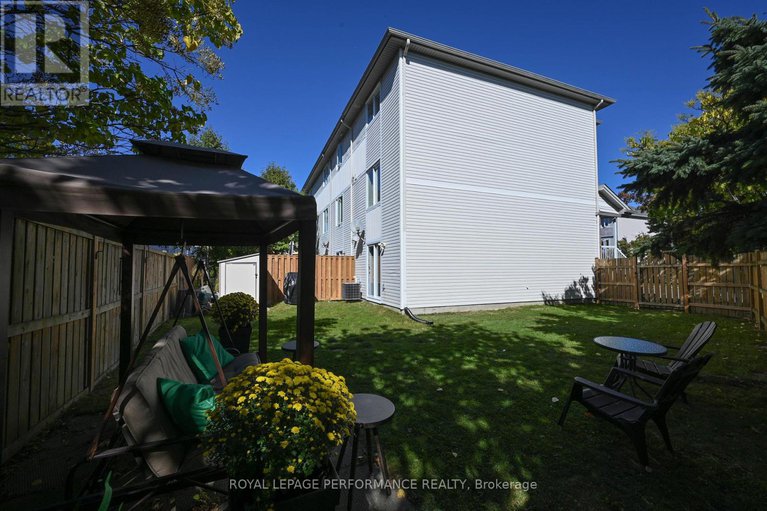28941534/42-yorkville-street/central-park/ottawa/ontario/K2C4B5_24