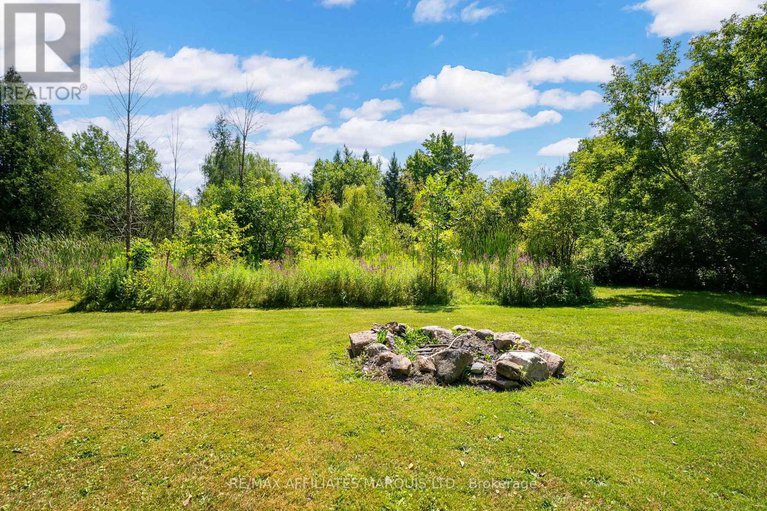 28797294/18222-patrick-street/south-glengarry-charlottenburgh-twp/south-glengarry/ontario/K0C2J0_41