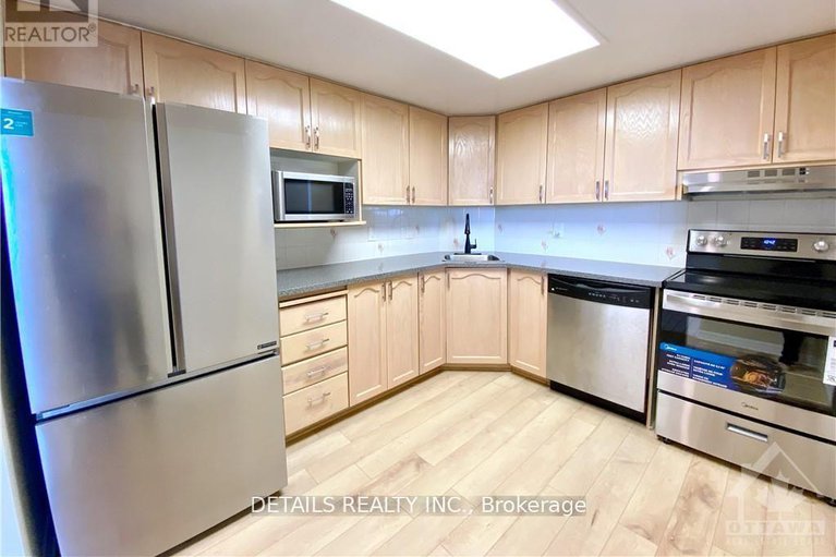 28248891/709-100-grant-carman-drive-w/borden-farmstewart-farmcarleton-heightsparkwood-hills/ottawa/ontario/K2E8B8_14