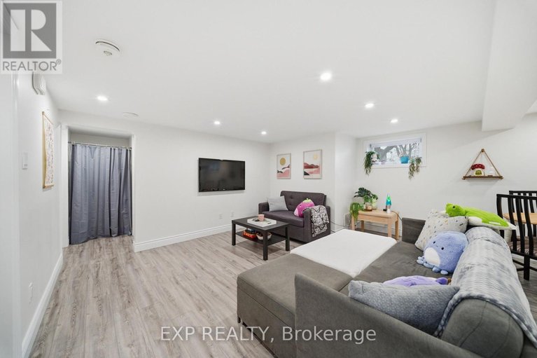 29552077/89-norice-street/meadowlandscrestview/ottawa/ontario/K2G2X9_34