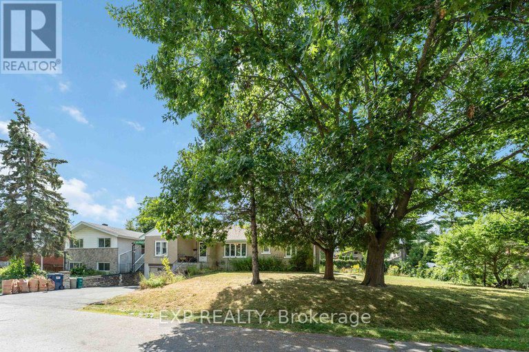 28788281/878-ivanhoe-avenue/queensway-terrace-north/ottawa/ontario/K2B5S5_3