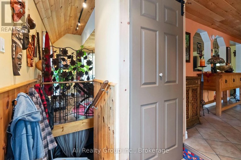 29580490/190-woods-road/constance-bay/ottawa/ontario/K0A3M0_28