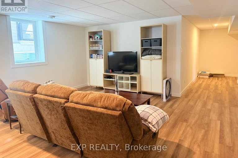 29441745/12-viewmount-drive/meadowlandscrestview/ottawa/ontario/K2G1R5_44