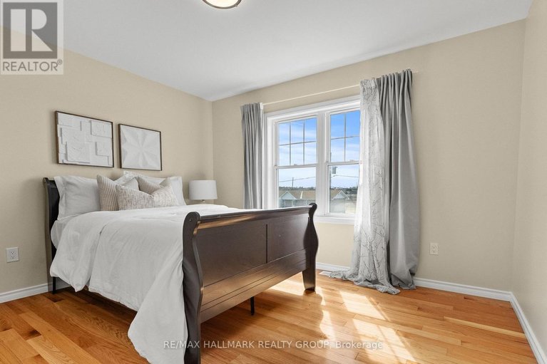 29573198/2431-dunning-road/cumberland-west/ottawa/ontario/K4C1L8_16