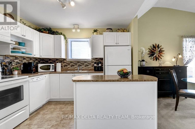 29669163/111-189-eliot-street/town-of-rockland/clarence-rockland/ontario/K4K0G4_14