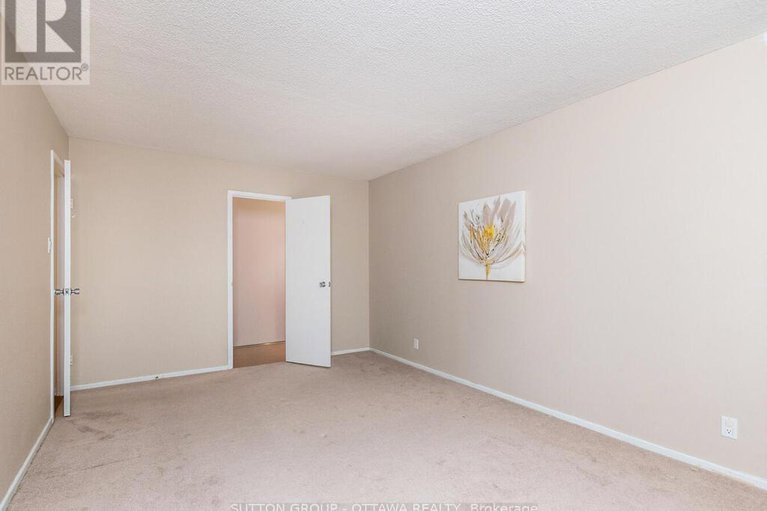 28867900/203-2951-riverside-drive/mooneys-bayriverside-park/ottawa/ontario/K1V8W6_21