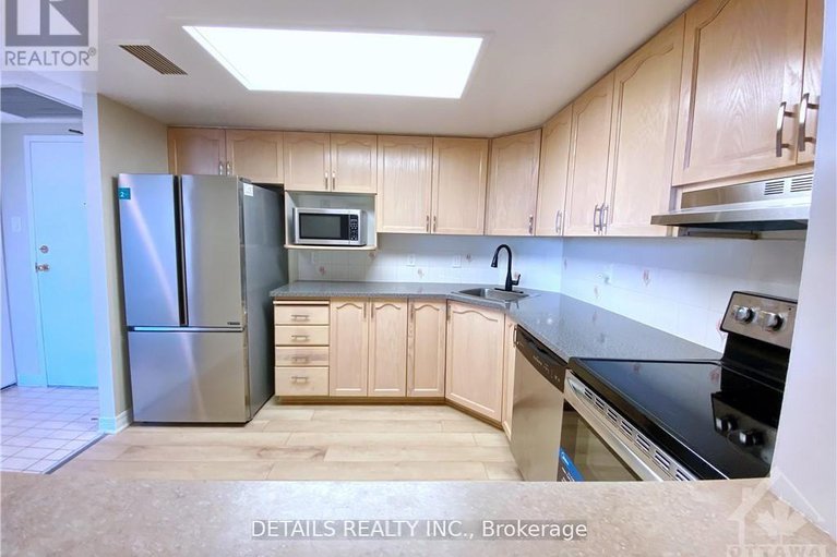 28248891/709-100-grant-carman-drive-w/borden-farmstewart-farmcarleton-heightsparkwood-hills/ottawa/ontario/K2E8B8_11
