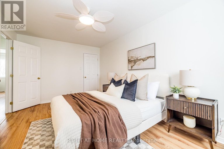 29233158/117-kincardine-drive/glencairnhazeldean/ottawa/ontario/K2V1B1_20