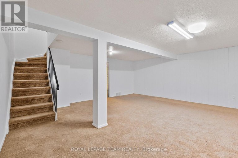 28541057/803-provost-drive/riverside-park-south/ottawa/ontario/K1V6X5_37