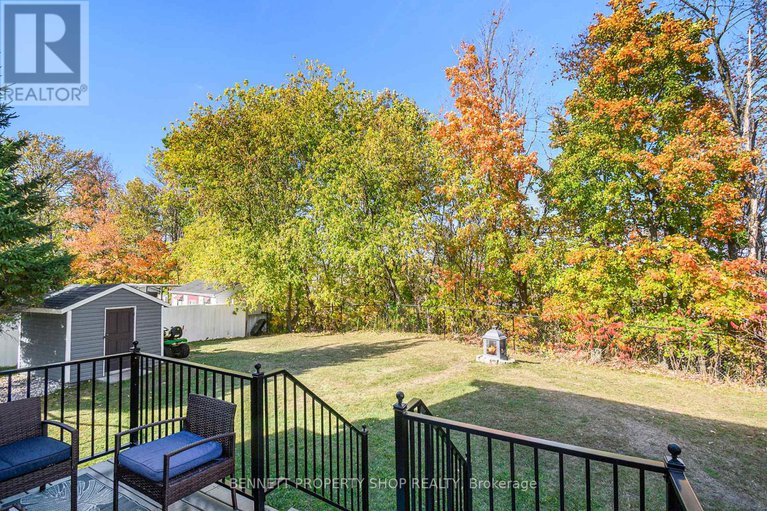 28963479/436-yves-street/town-of-rockland/clarence-rockland/ontario/K4K1E9_25