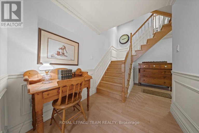 28557044/14-27-forsyth-lane/crystal-beach/ottawa/ontario/K2H9H2_25