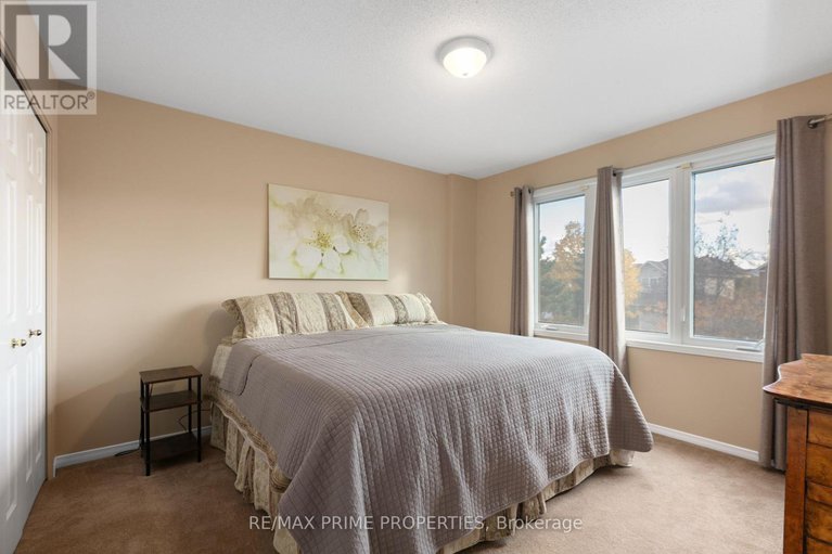 29075456/1545-senateurs-way/fallingbrookpineridge/ottawa/ontario/K4A4A2_30