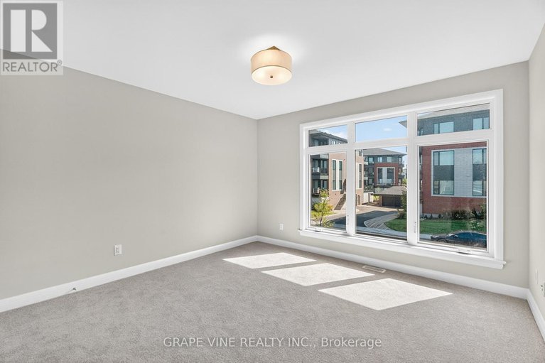 28743049/525-pimiwidon-street/cfb-rockcliffe-and-area/ottawa/ontario/K1K5A1_35