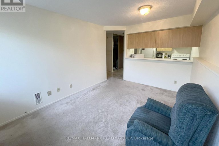 28618067/108-345-centrum-boulevard/bilberry-creekqueenswood-heights/ottawa/ontario/K1E3W9_9