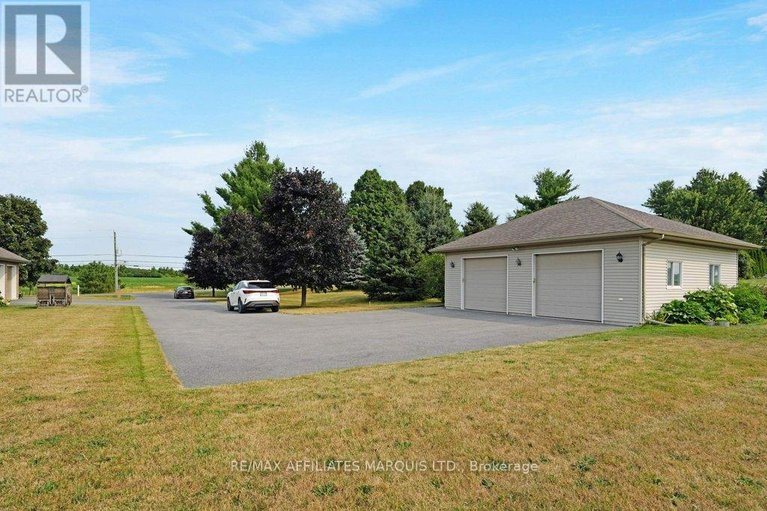 29553802/18456-tyotown-road/south-glengarry-charlottenburgh-twp/south-glengarry/ontario/K6H7S5_25