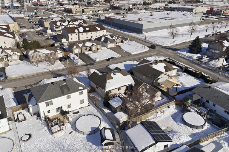 29428565/66-faucher-boulevard/casselman/casselman/ontario/K0A1M0_41