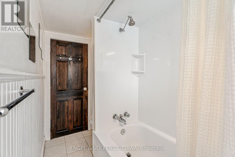 29306612/477-booth-street/west-centre-town/ottawa/ontario/K1R7L1_29