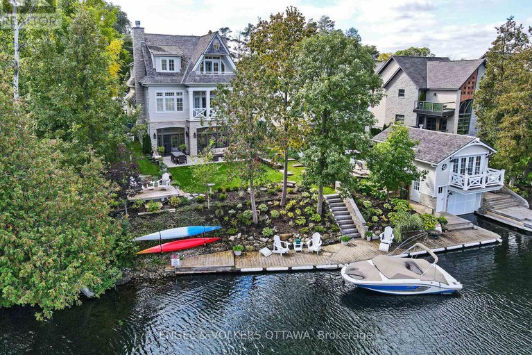 28062589/5651-herwig-place/manotick-south-to-roger-stevens/ottawa/ontario/K4M1B3_1