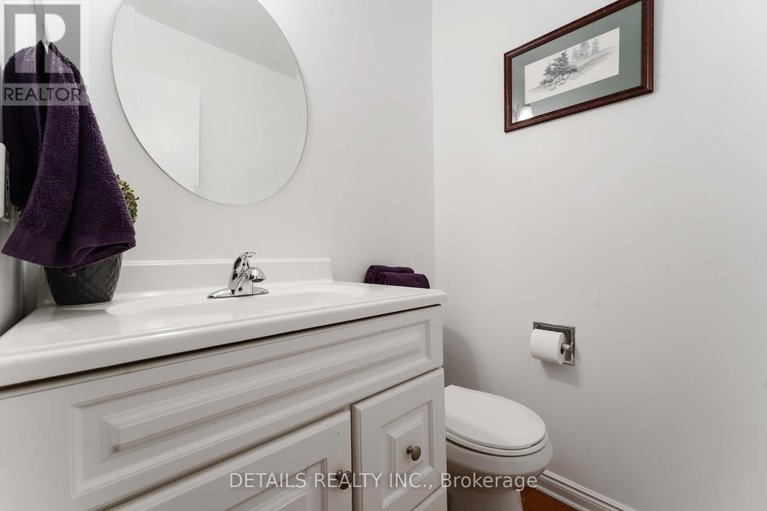 28770609/70-43-stokes-crescent/glencairnhazeldean/ottawa/ontario/K2L2Z5_21