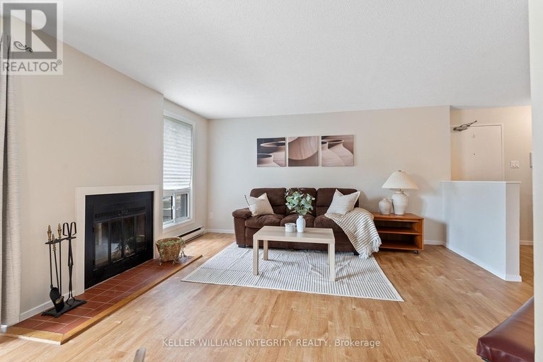 28432501/4-20-sweetbriar-circle/pheasant-run/ottawa/ontario/K2J2K4_8