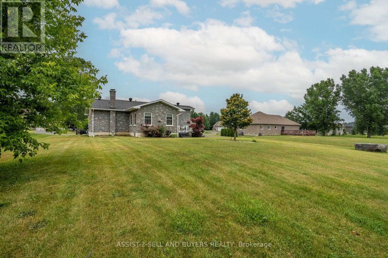28395407/18267-samuel-drive-s/south-glengarry-charlottenburgh-twp/south-glengarry/ontario/K6H7J1_48