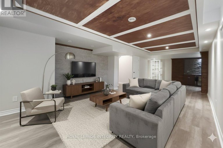 29060732/1791-tache-way/fallingbrookpineridge/ottawa/ontario/K4A2S7_36