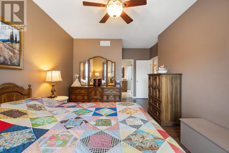 29559715/2180-valin-street/springridgeeast-village/ottawa/ontario/K4A5A9_24