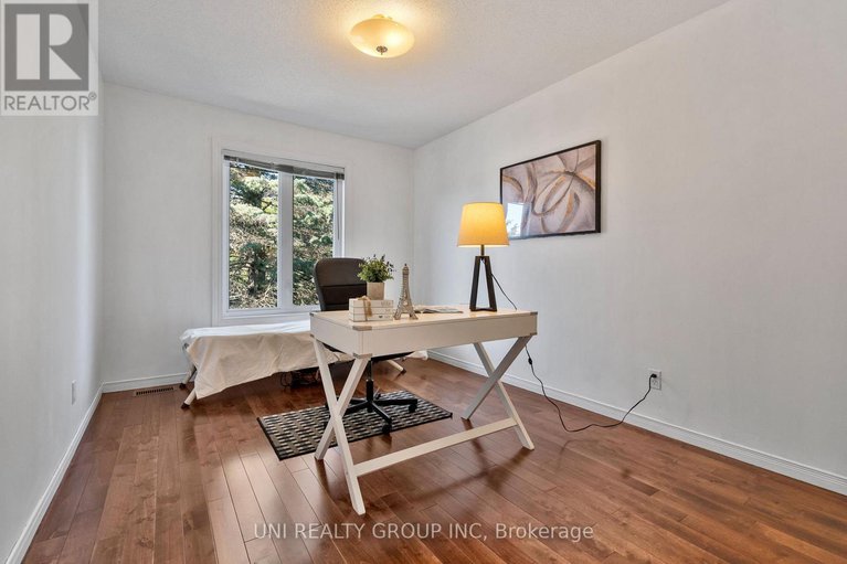28876719/6134-red-willow-drive/chapel-hill/ottawa/ontario/K1C7J8_24