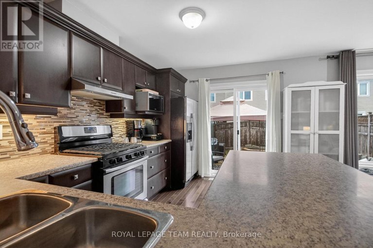 29613135/3117-burritts-rapids-place/half-moon-bay/ottawa/ontario/K2J0S7_11