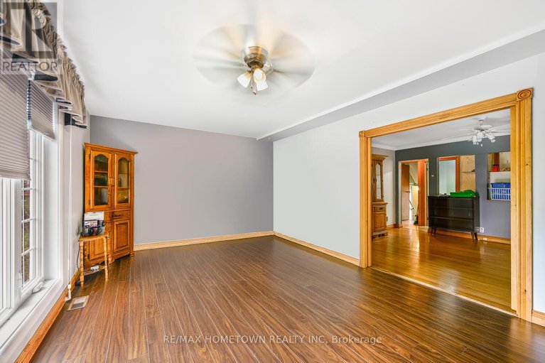 29152259/9-and-7-richmond-street/augusta-twp/augusta/ontario/K0E1P0_14