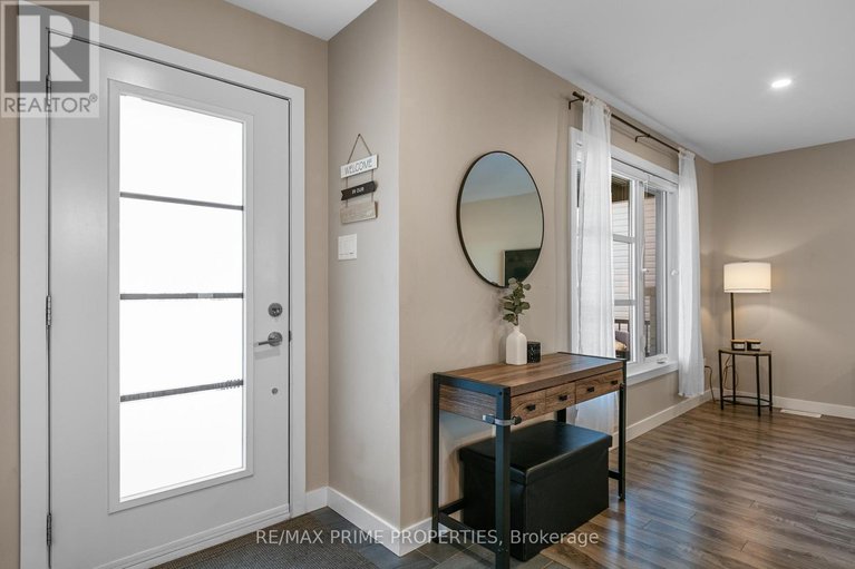 29399730/208-filion-street/embrun/russell/ontario/K0A1W0_4