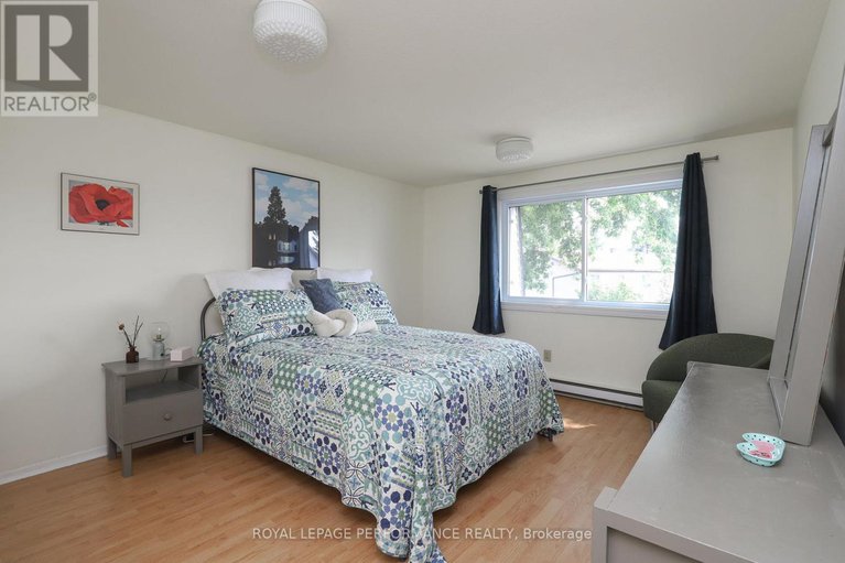 28549561/a-2-lovell-lane/westcliffe-estates/ottawa/ontario/K2H9B6_14