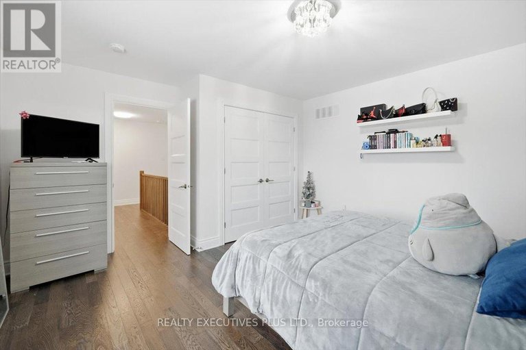 29225784/1082-docteur-corbeil-boulevard/town-of-rockland/clarence-rockland/ontario/K4K0E9_27