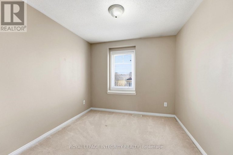 29600892/2720-grand-canal-street/half-moon-bay/ottawa/ontario/K2J0T1_36