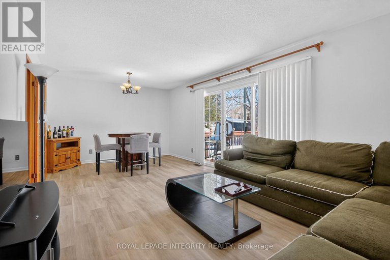 29434003/6054-fernbank-road/stittsville-south/ottawa/ontario/K2S1B6_5