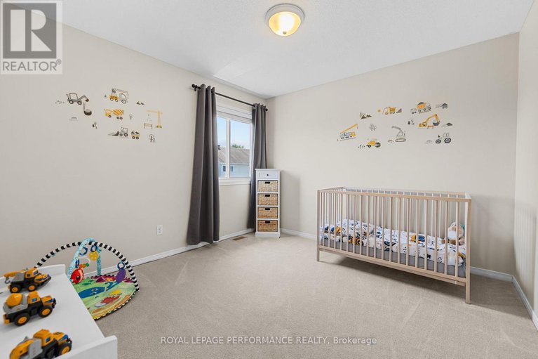 28630498/666-valin-street/fallingbrookgardenway-south/ottawa/ontario/K4A3X1_40