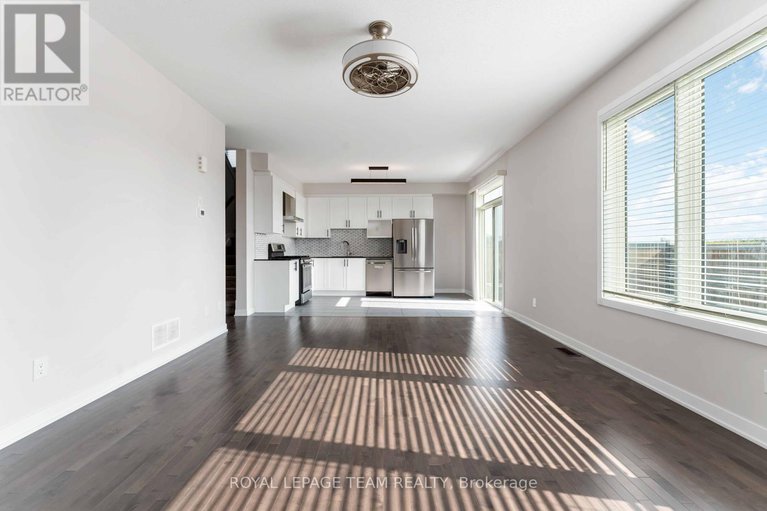 28703739/3040-travertine-way/half-moon-bay/ottawa/ontario/K2J6W9_14