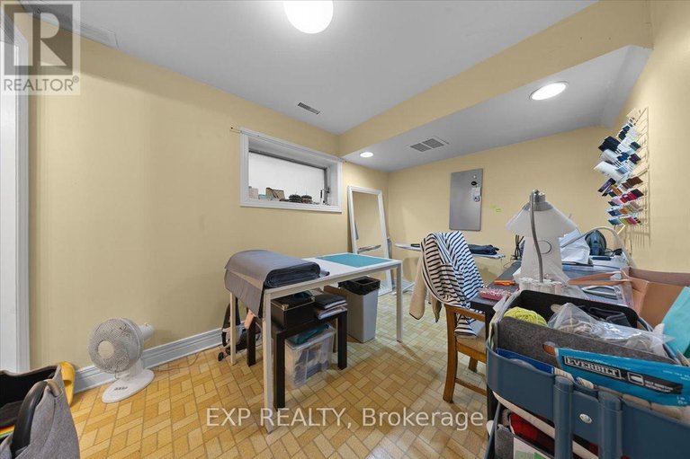 29624617/40-lewis-street/ottawa-centregolden-triangle/ottawa/ontario/K2P0S3_30