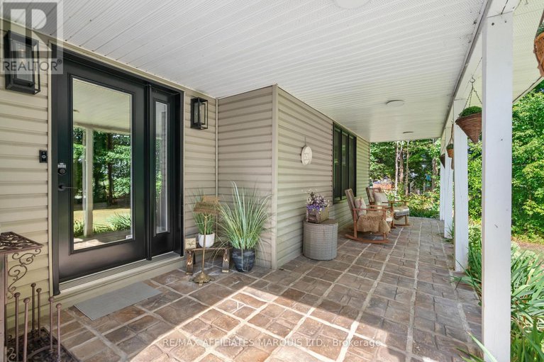 29081441/18723-county-18-road/south-glengarry-charlottenburgh-twp/south-glengarry/ontario/K0C1S0_4