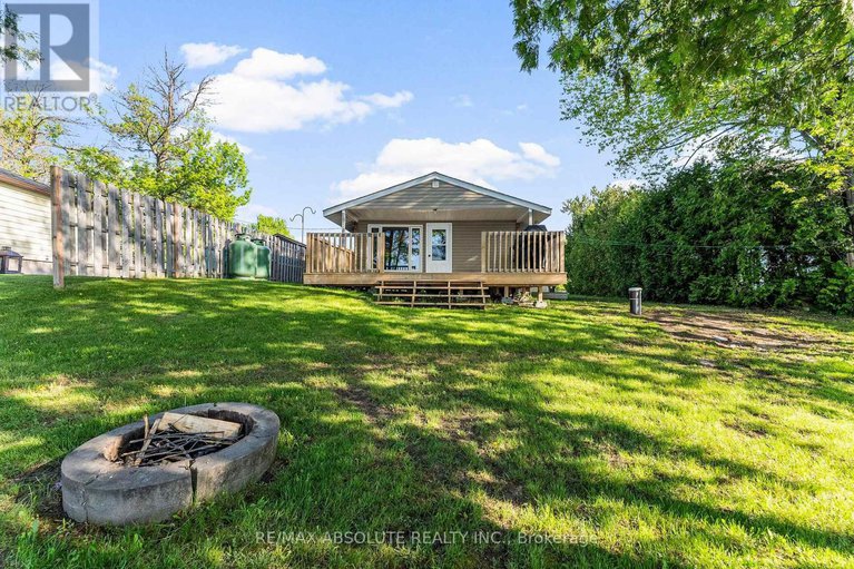 28406088/33-b-oakdale-lane/horton-twp/horton/ontario/K7V3Z8_19