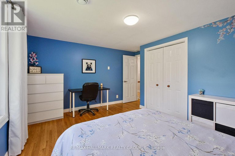 28552102/1430-royal-maple-drive/cumberland-ridge/ottawa/ontario/K4C1B5_26