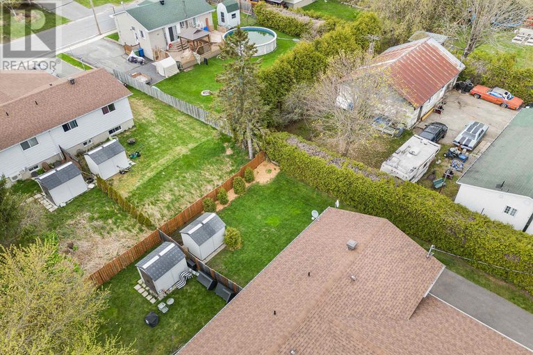 28617212/68-boyd-street/vankleek-hill/champlain/ontario/K0B1R0_24