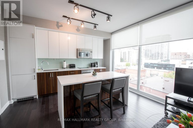 29312998/1111-300-lisgar-street/ottawa-centre/ottawa/ontario/K2P0E2_9