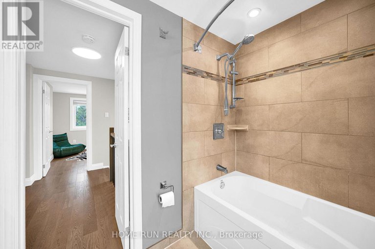 29108285/43-rothesay-drive/glencairnhazeldean/ottawa/ontario/K2L1N6_36