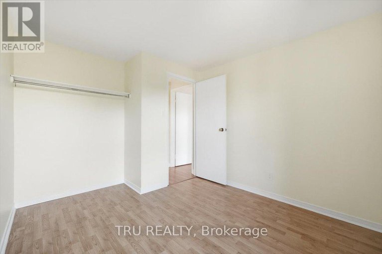 29018587/65-2290-cotters-crescent/windsor-park-village/ottawa/ontario/K1V8Y6_21