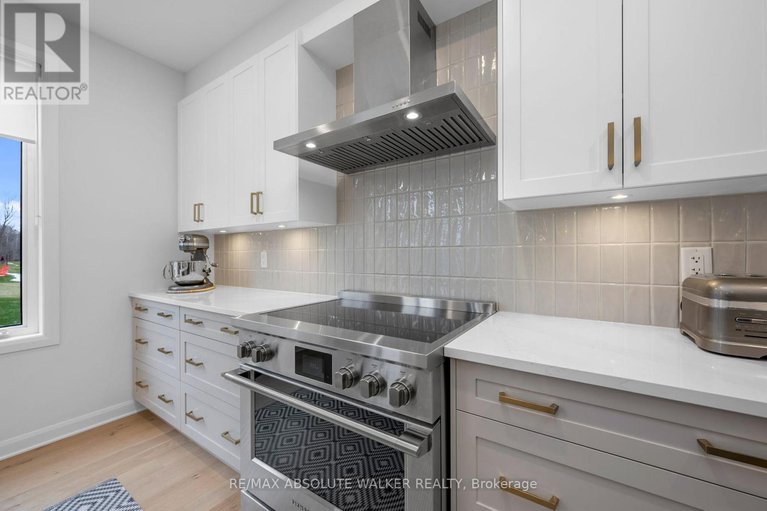 29118670/2055-wanderer-avenue/mahogany-community/ottawa/ontario/K4M0W9_9