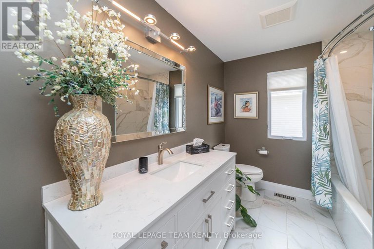 29260640/51-aylen-avenue/woodroffe/ottawa/ontario/K2A3P6_29