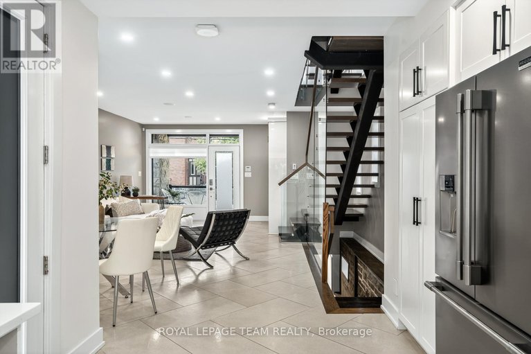 28884514/16-first-avenue/glebe/ottawa/ontario/K1S2G2_11