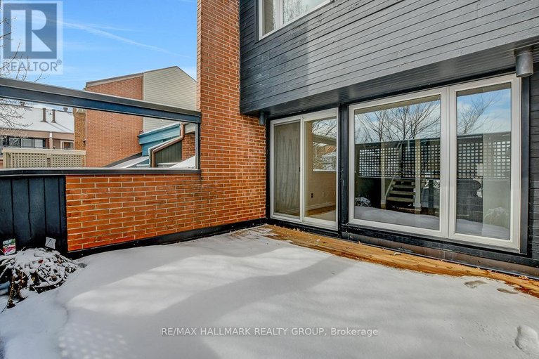 29492745/261-bruyere-street/lower-town/ottawa/ontario/K1N5E5_36